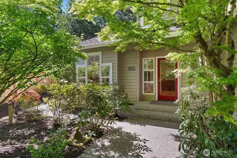 3320 165th Pl NE, Bellevue, WA 98008