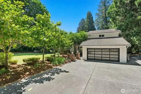 13525 62nd Ave NE, Kirkland, WA 98034