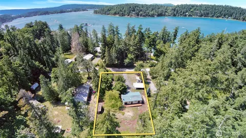 621 Westcott Dr, Friday Harbor, WA 98250