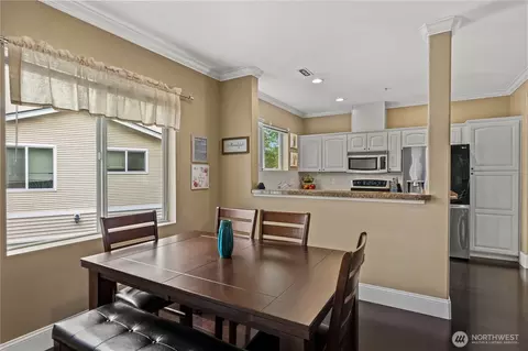 Dining - 14915 38th Dr SE #R1140, Bothell, WA 98012 photo 1 of 1