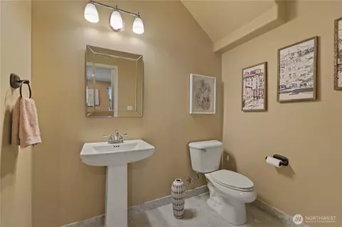 Bath - 14915 38th Dr SE #R1140, Bothell, WA 98012 photo 1 of 5