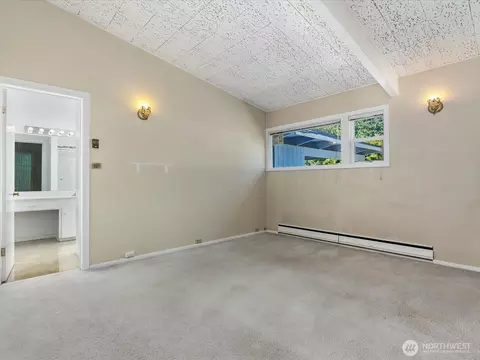 Bedroom - 516 72nd St SE, Everett, WA 98203 photo 1 of 5