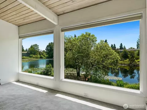 View/Area - 516 72nd St SE, Everett, WA 98203 photo 3 of 10