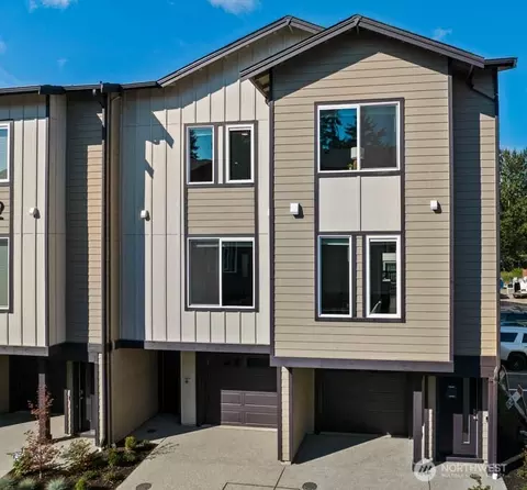 16830 20th Ave W #D8, Lynnwood, WA 98037