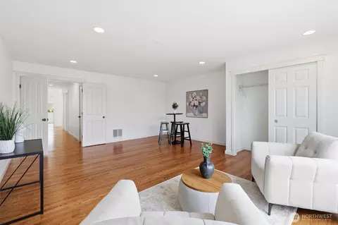 Living - 3724 185th St SE, Bothell, WA 98012 photo 7 of 8