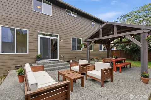 Exterior - 3724 185th St SE, Bothell, WA 98012 photo 3 of 5