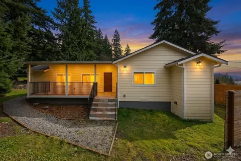 921 Autumn Ln #203, Bellingham, WA 98229