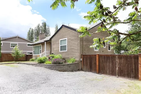 16208 48th Ave W, Edmonds, WA 98026