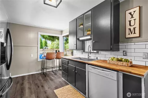 Kitchen - 1 E Mcgill Ave, Everett, WA 98208 photo 1 of 3
