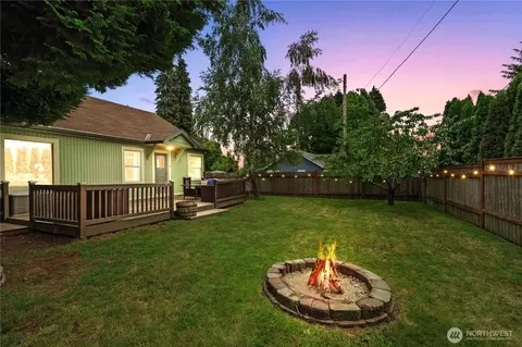Exterior - 1 E Mcgill Ave, Everett, WA 98208 photo 4 of 14
