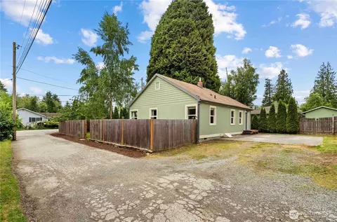Exterior - 1 E Mcgill Ave, Everett, WA 98208 photo 13 of 14