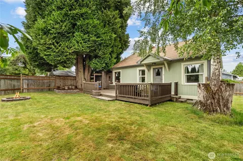 Exterior - 1 E Mcgill Ave, Everett, WA 98208 photo 9 of 14