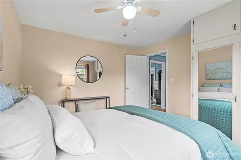 Bedroom - 1 E Mcgill Ave, Everett, WA 98208 photo 4 of 4