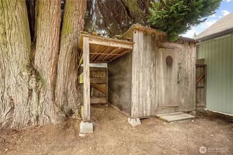 Exterior - 1 E Mcgill Ave, Everett, WA 98208 photo 14 of 14