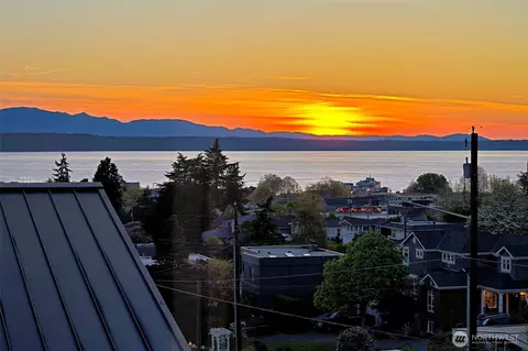 750 Maple St, Edmonds, WA 98020