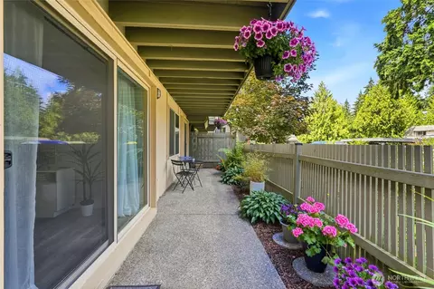 1414 154th Ave NE #4403, Bellevue, WA 98007