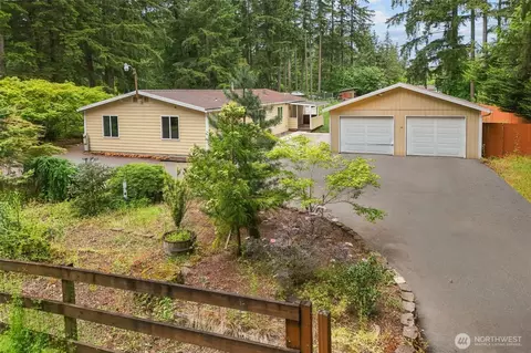 15404 SE 302nd St, Kent, WA 98042