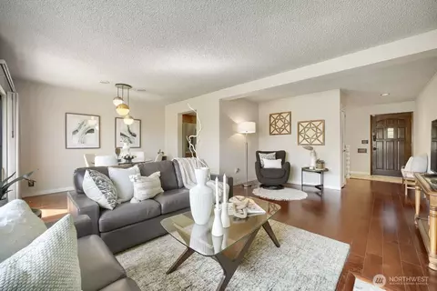 10610 Glen Acres Dr S #634, Seattle, WA 98168