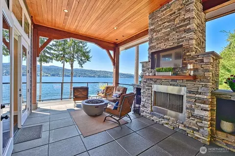 3042 Northshore Rd, Bellingham, WA 98226