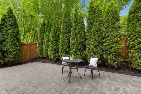 Exterior - 17602 35th Dr SE, Bothell, WA 98012 photo 4 of 8
