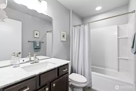 Bath - 17602 35th Dr SE, Bothell, WA 98012 photo 3 of 3