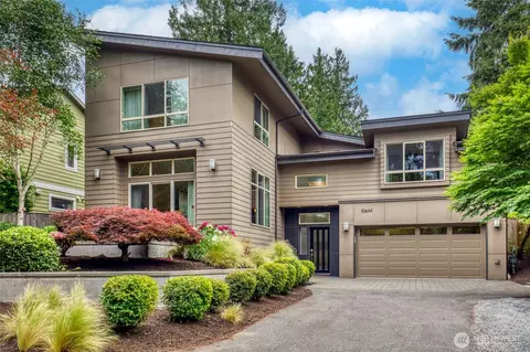 10644 Bartlett Ave NE, Seattle, WA 98125