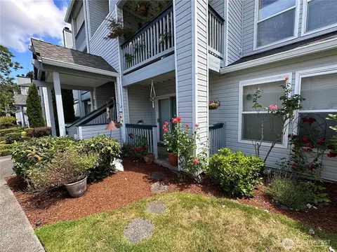 33020 10th Ave SW #X104, Federal Way, WA 98023