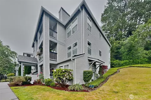 33020 10th Ave SW #X104, Federal Way, WA 98023