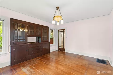Dining - 18608 101st Ave NE, Bothell, WA 98011 photo 1 of 2