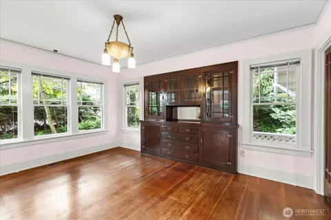 Dining - 18608 101st Ave NE, Bothell, WA 98011 photo 2 of 2