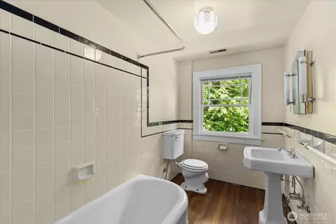 Bath - 18608 101st Ave NE, Bothell, WA 98011 photo 2 of 2