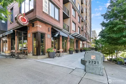 2721 1st Ave #809, Seattle, WA 98121