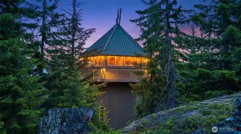 861 Via Kachess Rd, Easton, WA 98925