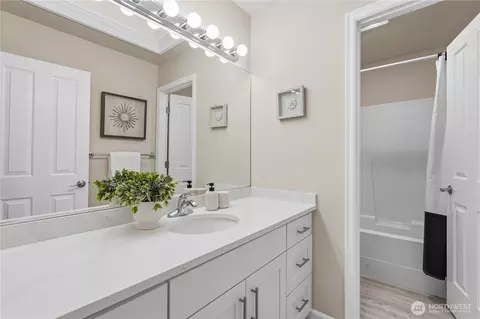 Bath - 3629 147th St SE, Mill Creek, WA 98012 photo 3 of 4