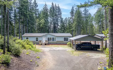 171 NE Hilltop Pl, Tahuya, WA 98588