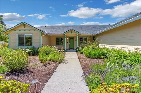 1450 SE Spruce Rd, Port Orchard, WA 98367