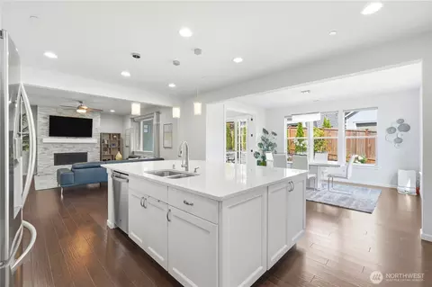 Kitchen - 17813 41st Dr SE, Bothell, WA 98012 photo 2 of 4