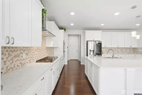 Kitchen - 17813 41st Dr SE, Bothell, WA 98012 photo 4 of 4