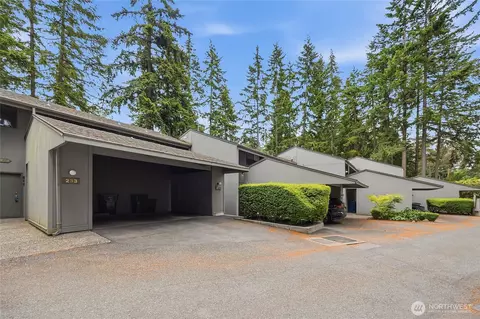 6236 137th Pl NE #232, Redmond, WA 98052