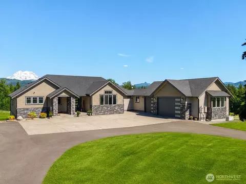 10308 400th St E, Eatonville, WA 98328