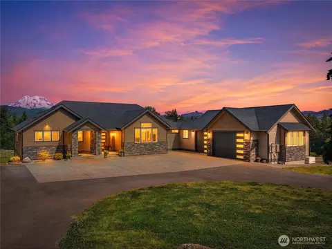 10308 400th St E, Eatonville, WA 98328