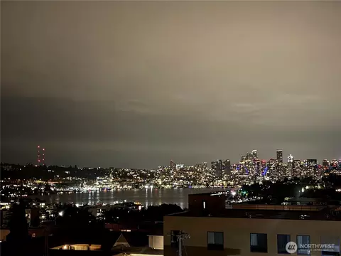 4020 Aurora Ave N #304, Seattle, WA 98103