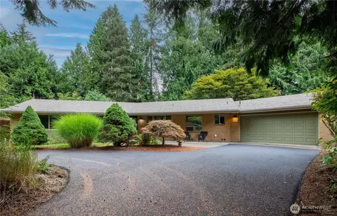 4642 Claridge Dr SE, Olympia, WA 98501