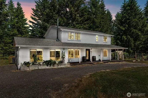 10714 Zephyr Ln SW, Olympia, WA 98512