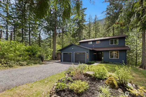 42003 SE 166th St, North Bend, WA 98045