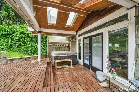 Exterior - 400 Park Pl, Everett, WA 98203 photo 9 of 9