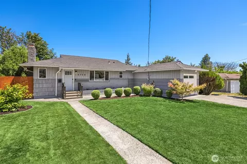 10750 66th Ave S, Seattle, WA 98178