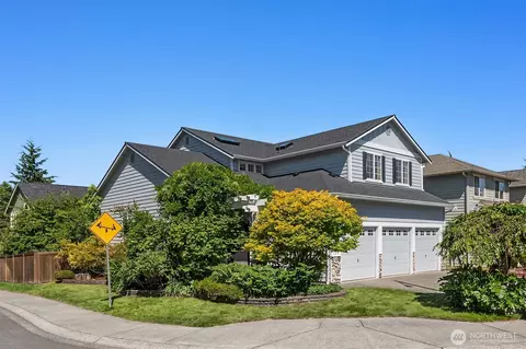 Exterior - 18430 11th Dr SE, Bothell, WA 98012 photo 2 of 7