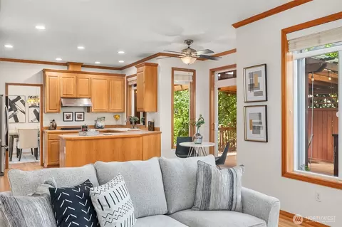 Other - 18430 11th Dr SE, Bothell, WA 98012 photo 5 of 10