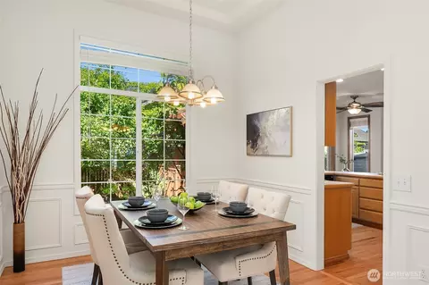 Dining - 18430 11th Dr SE, Bothell, WA 98012 photo 2 of 3